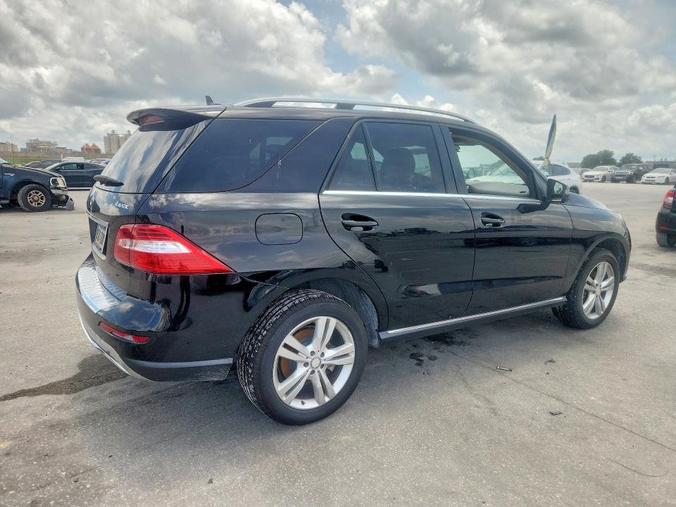 2015 Mercedes-benz Ml მანქანა იყიდება აუქციონზე, vin: 4JGDA5HB6FA440627, აუქციონის ნომერი: 54642456