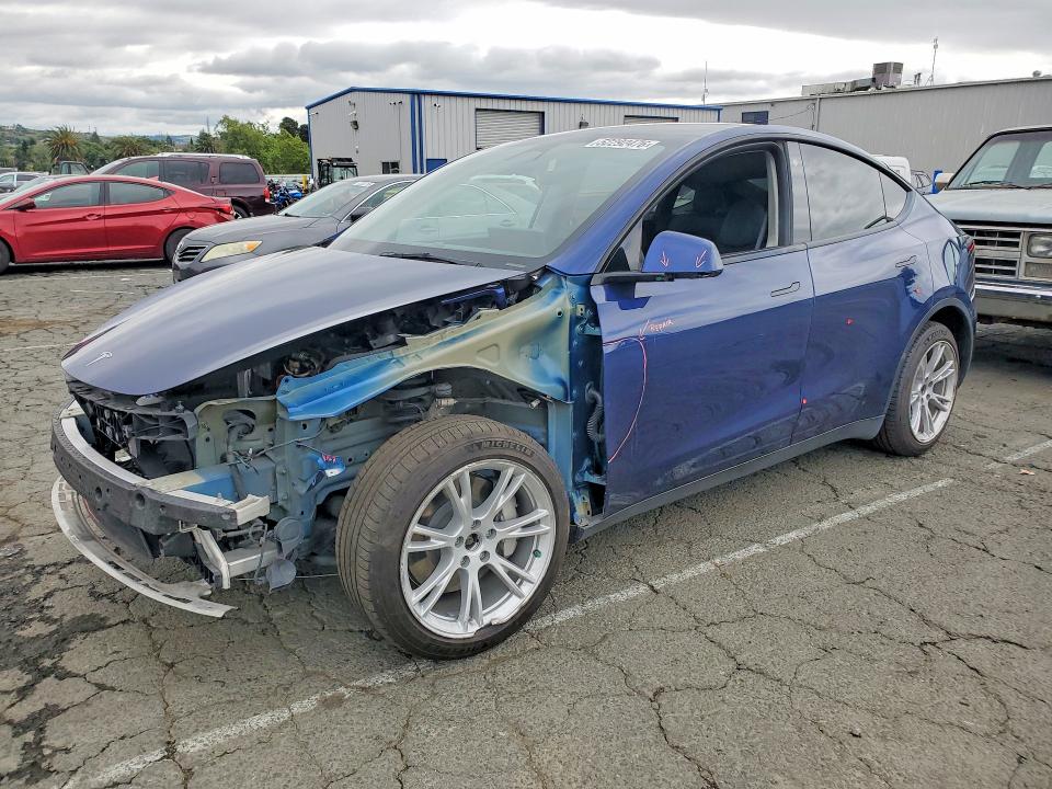 Продажа на аукционе авто 2023 Tesla Model Y, vin: 7SAYGDEE4PF788211, номер лота: 52292476
