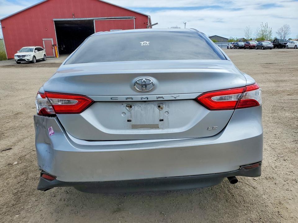 Продаж на аукціоні авто 2018 Toyota Camry, vin: 4T1B11HKXJU597827, номер лоту: 53736876