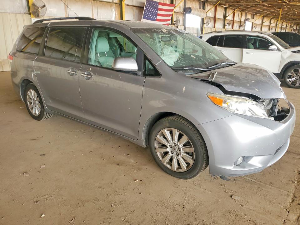 2013 Toyota Sienna მანქანა იყიდება აუქციონზე, vin: 5TDDK3DC2DS067350, აუქციონის ნომერი: 52923086