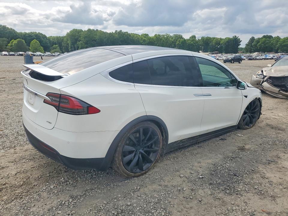 2018 Tesla Model X მანქანა იყიდება აუქციონზე, vin: 5YJXCDE2XJF136713, აუქციონის ნომერი: 54175076