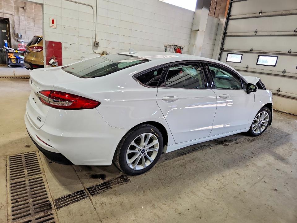 2020 Ford Fusion მანქანა იყიდება აუქციონზე, vin: 3FA6P0LU9LR226343, აუქციონის ნომერი: 54610346