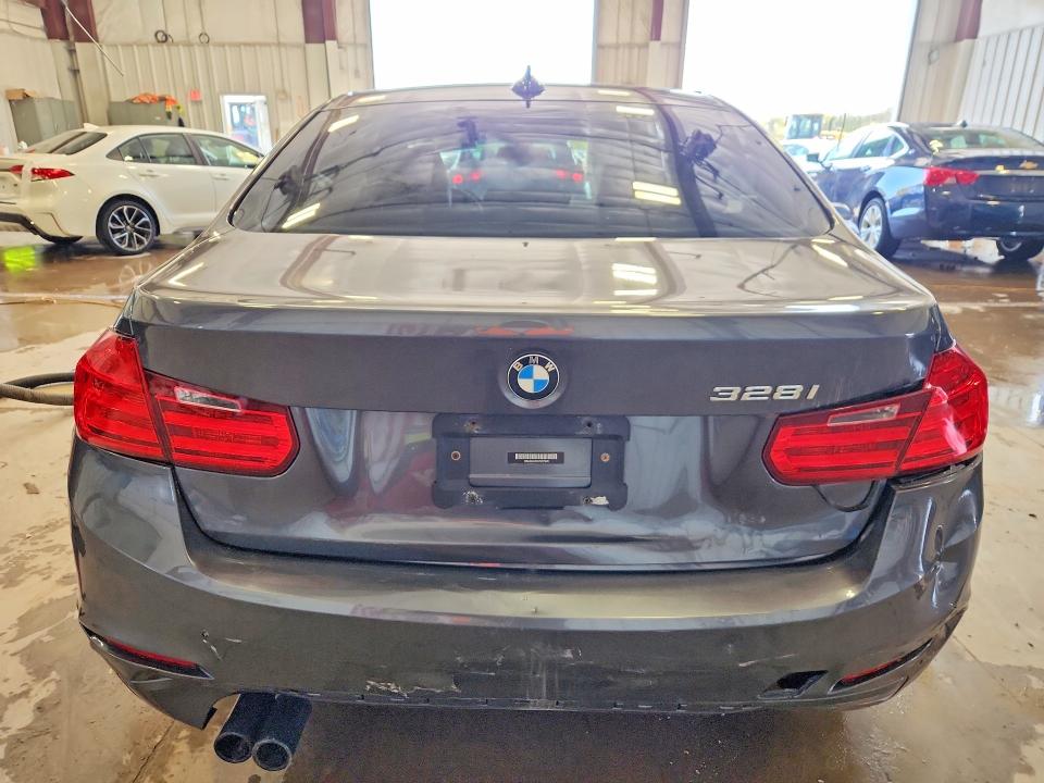 2012 Bmw 328 მანქანა იყიდება აუქციონზე, vin: WBA3A5C55CF257328, აუქციონის ნომერი: 69649125