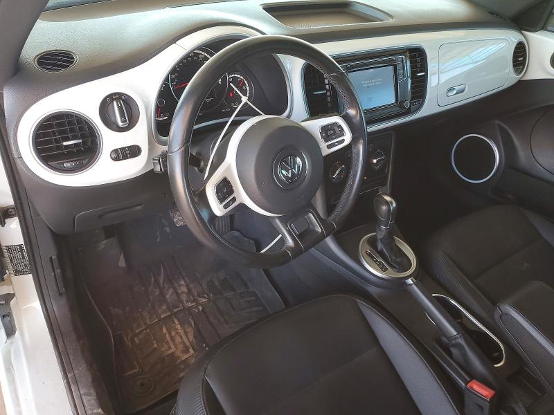 54796896 :رقم المزاد ، 3VWJ17AT1GM613459 vin ، 2016 Volkswagen Beetle مزاد بيع