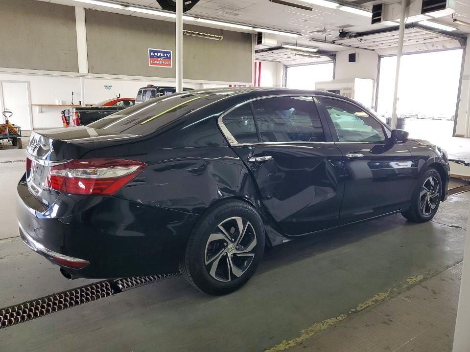 Продажа на аукционе авто 2017 Honda Accord, vin: 1HGCR2F44HA091757, номер лота: 53106496