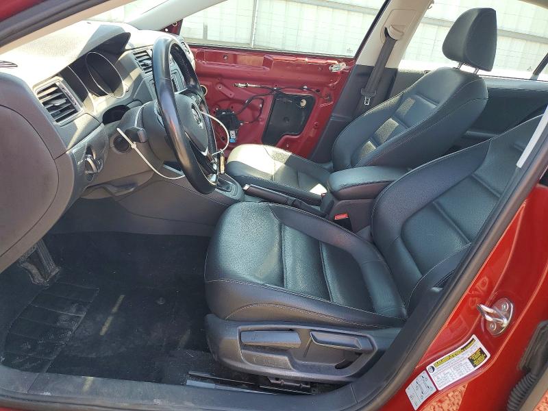51509916 :رقم المزاد ، 3VWDB7AJ4JM259260 vin ، 2018 Volkswagen Jetta مزاد بيع
