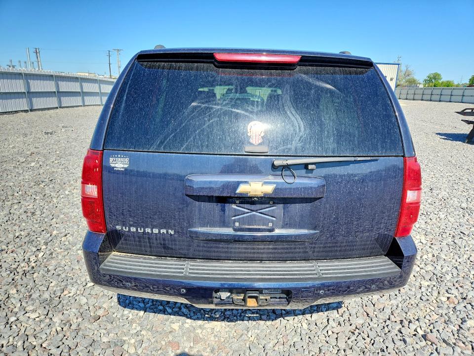 55510236 :رقم المزاد ، 1GNFC16017J173696 vin ، 2007 Chevrolet Suburban مزاد بيع