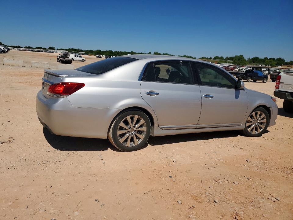 2011 Toyota Avalon მანქანა იყიდება აუქციონზე, vin: 4T1BK3DB6BU433782, აუქციონის ნომერი: 52703596