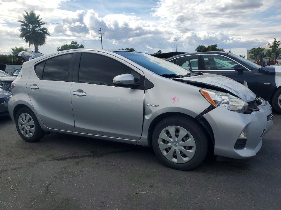 Продаж на аукціоні авто 2013 Toyota Prius C, vin: JTDKDTB38D1051980, номер лоту: 55079886
