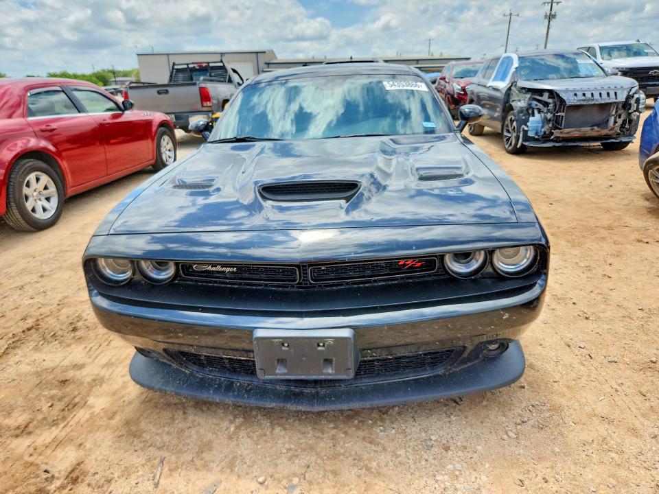 54353866 :رقم المزاد ، 2C3CDZFJ8LH235918 vin ، 2020 Dodge Challenger مزاد بيع