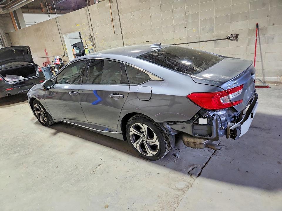 52178466 :رقم المزاد ، 1HGCV1F49JA004897 vin ، 2018 Honda Accord مزاد بيع