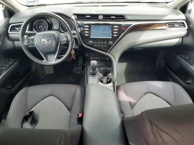 2018 Toyota Camry მანქანა იყიდება აუქციონზე, vin: 4T1B11HK2JU584733, აუქციონის ნომერი: 54586586