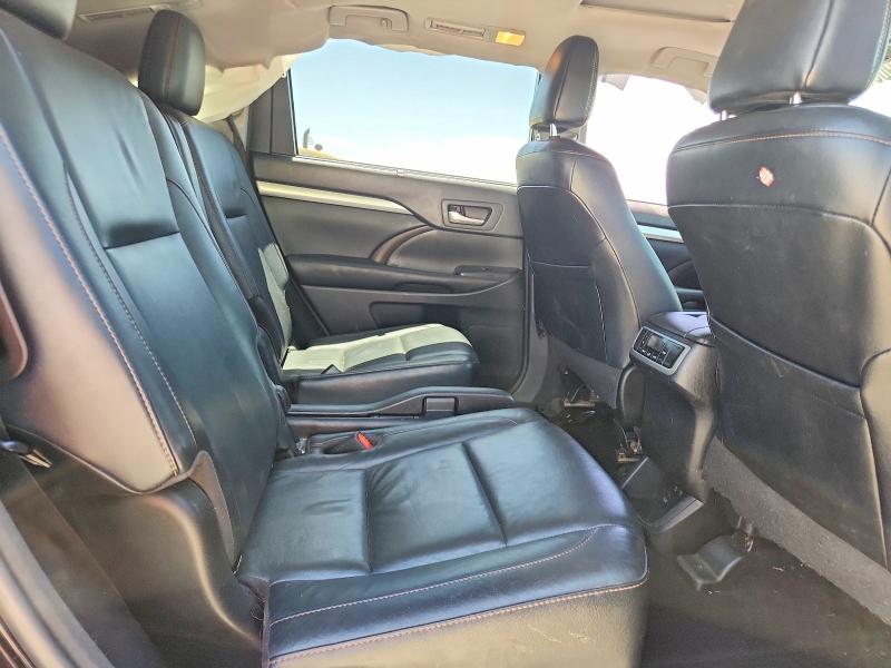 53900986 :رقم المزاد ، 5TDJZRFH1JS829492 vin ، 2018 Toyota Highlander مزاد بيع