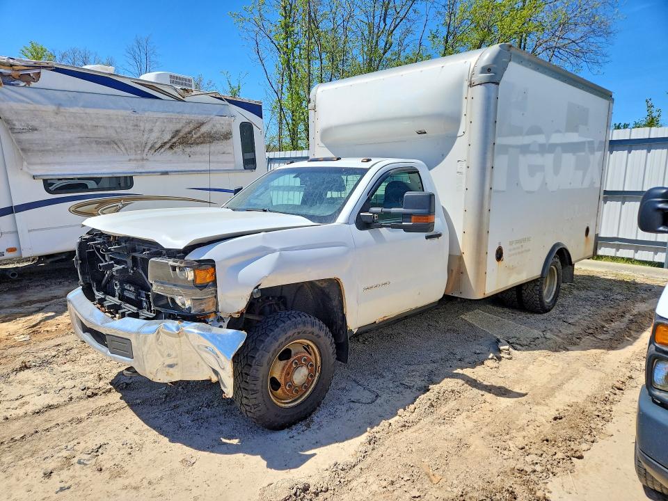2018 Chevrolet Silverado მანქანა იყიდება აუქციონზე, vin: 1GB3KYCG2JF115653, აუქციონის ნომერი: 53376906
