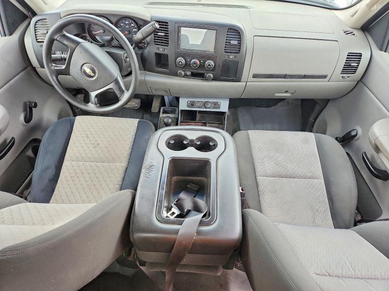 Продаж на аукціоні авто 2009 Chevrolet Silverado, vin: 1GCEK19069Z205601, номер лоту: 52330056