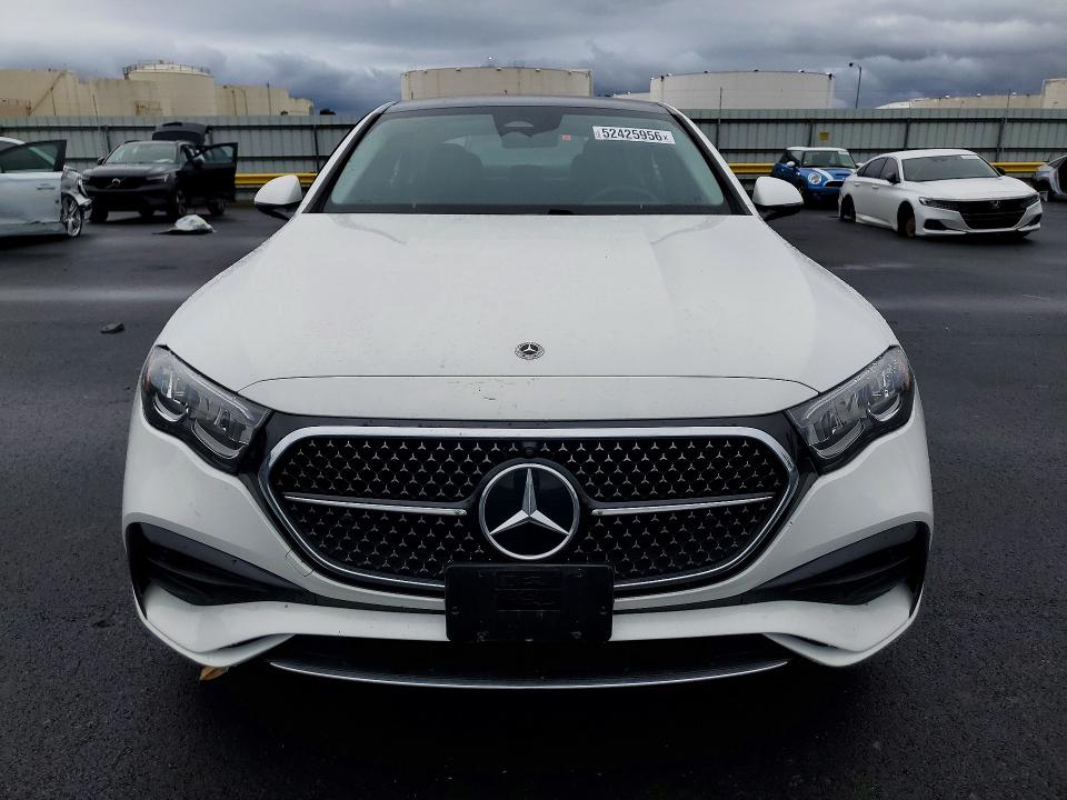 Продажа на аукционе авто 2024 Mercedes-benz E, vin: W1KLF4HB3RA037890, номер лота: 52425956
