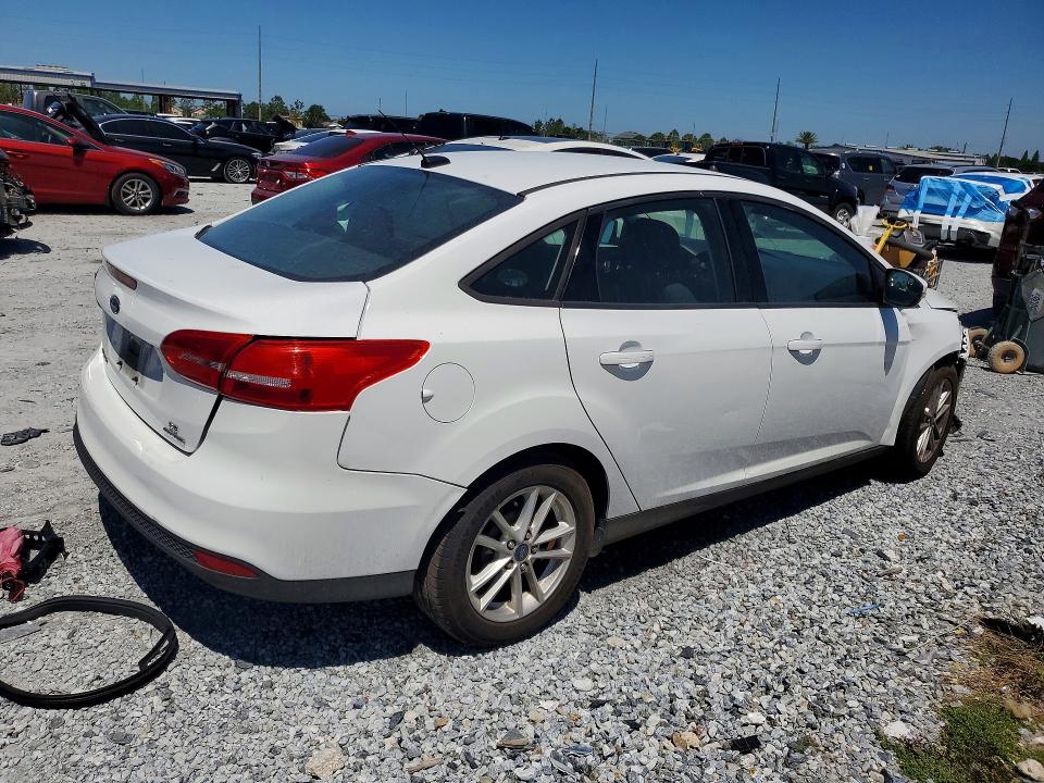 Продаж на аукціоні авто 2015 Ford Focus, vin: 1FADP3F23FL205512, номер лоту: 52422636