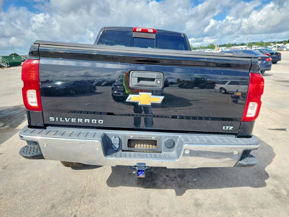 54705606 :رقم المزاد ، 3GCPCSEC5JG435243 vin ، 2018 Chevrolet Silverado مزاد بيع