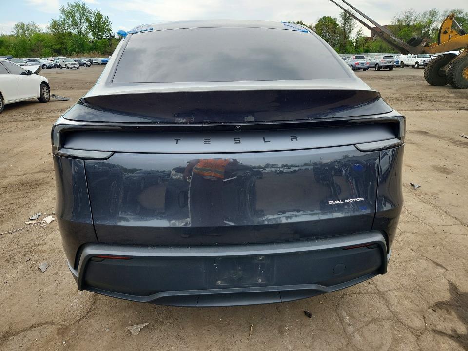 53384406 :رقم المزاد ، 7SAYGDEEXTF530687 vin ، 2026 Tesla Model Y مزاد بيع