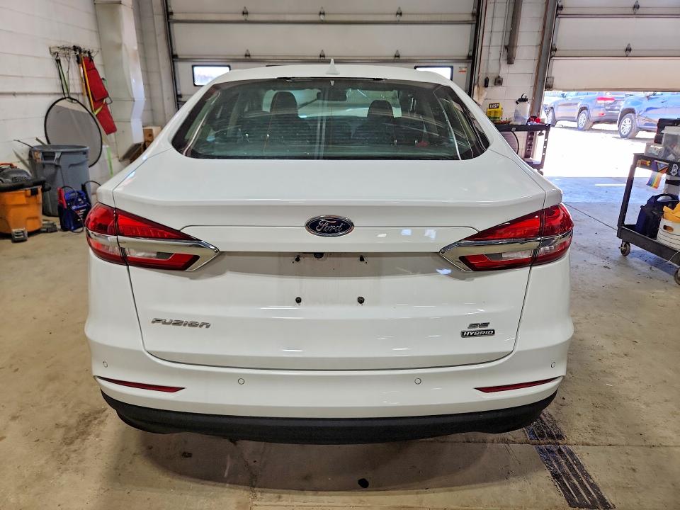 2020 Ford Fusion მანქანა იყიდება აუქციონზე, vin: 3FA6P0LU9LR226343, აუქციონის ნომერი: 54610346