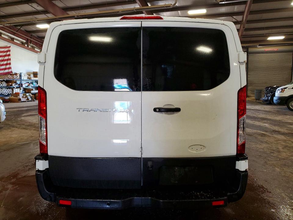 54311346 :رقم المزاد ، 1FTYE1ZM6KKB43977 vin ، 2019 Ford Transit مزاد بيع
