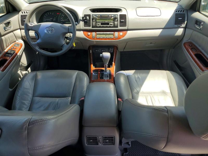 52457716 :رقم المزاد ، 4T1BF30K54U583069 vin ، 2004 Toyota Camry مزاد بيع