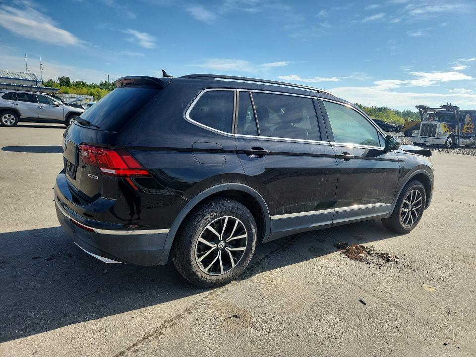53962576 :رقم المزاد ، 3VV2B7AX3MM145867 vin ، 2021 Volkswagen Tiguan مزاد بيع