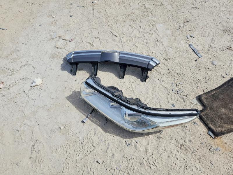 52678406 :رقم المزاد ، 5TDZZRFH7KS325131 vin ، 2019 Toyota 4r مزاد بيع