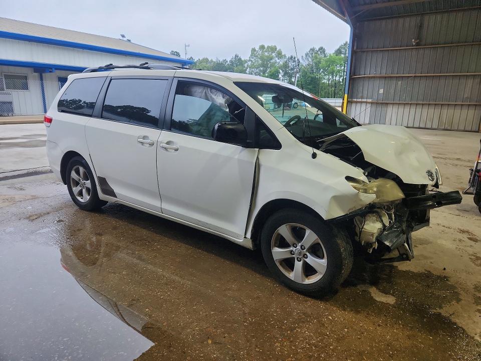 Aukcja sprzedaży 2012 Toyota Sienna, vin: 5TDKK3DC5CS196818, numer aukcji: 51559056