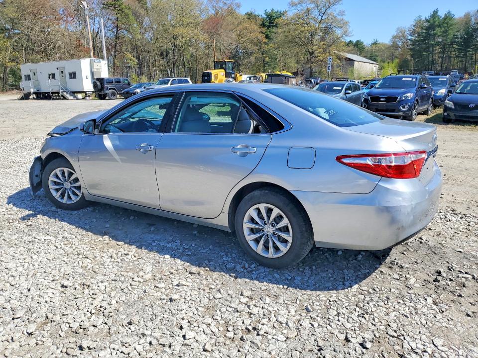 52607676 :رقم المزاد ، 4T1BF1FK5HU682363 vin ، 2017 Toyota Camry مزاد بيع