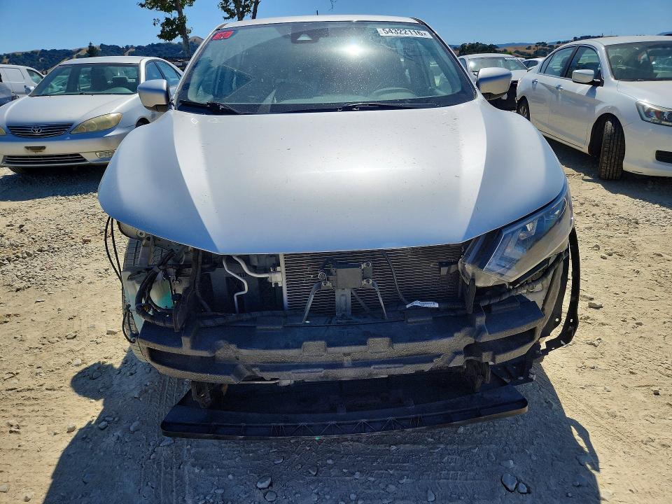 2021 Nissan Rogue Sport მანქანა იყიდება აუქციონზე, vin: JN1BJ1AV1MW303252, აუქციონის ნომერი: 54322116