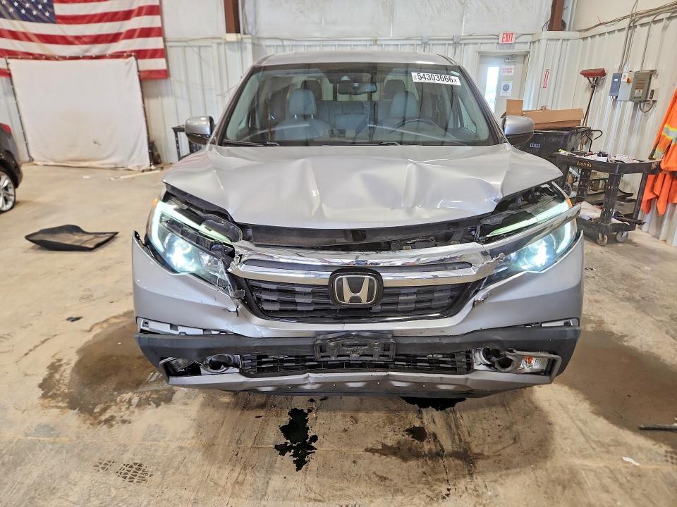 Продажа на аукционе авто 2017 Honda Ridgeline, vin: 5FPYK3F77HB029079, номер лота: 54303666