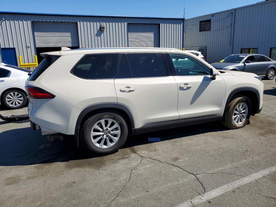 Продажа на аукционе авто 2024 Toyota Grand Highlander Hybrid, vin: 5TDACAB57RS005247, номер лота: 53725846