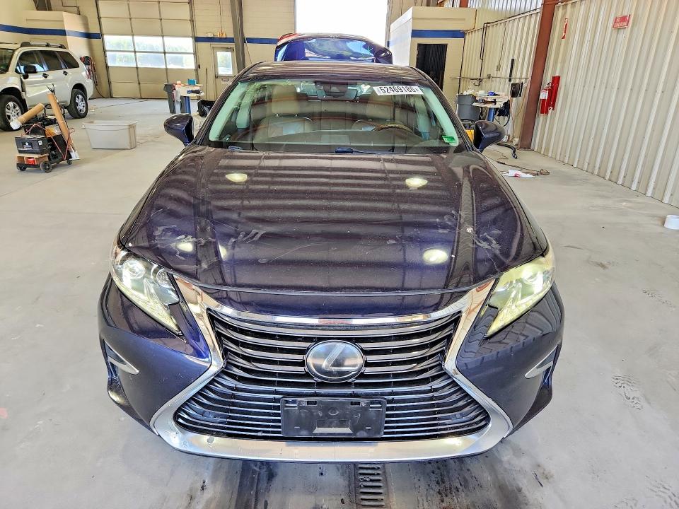 Продажа на аукционе авто 2016 Lexus Es, vin: 58ABK1GGXGU005516, номер лота: 52469186
