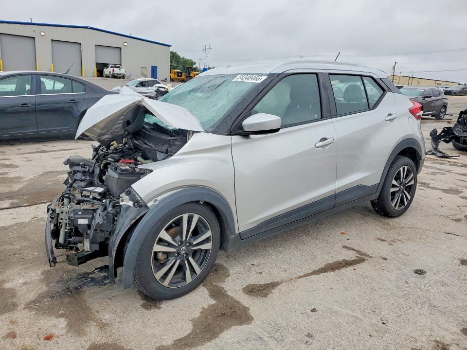 54248466 :رقم المزاد ، 3N1CP5CU8KL538247 vin ، 2019 Nissan Kicks مزاد بيع