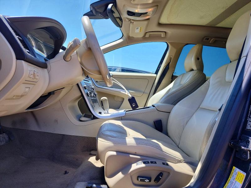 2011 Volvo Xc60 მანქანა იყიდება აუქციონზე, vin: YV4902DZ3B2175116, აუქციონის ნომერი: 53311676