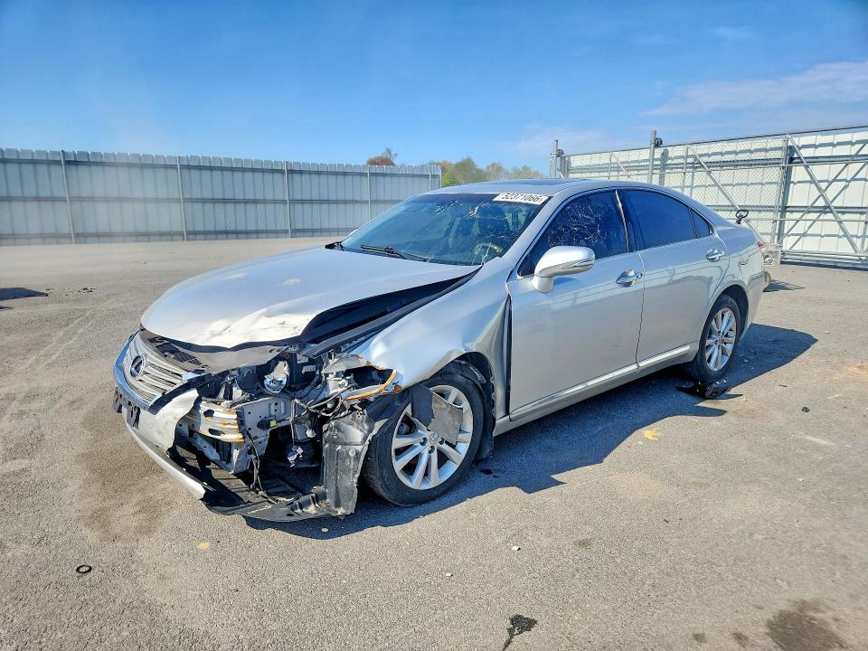 52371066 :رقم المزاد ، JTHBK1EG4A2404907 vin ، 2010 Lexus Es مزاد بيع