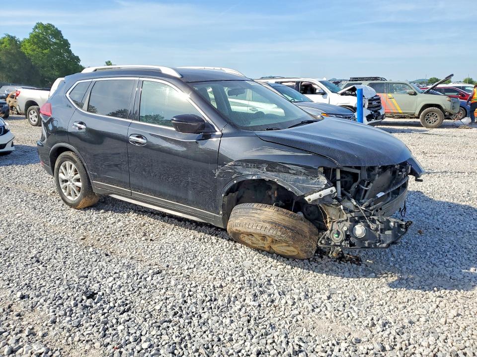 Продажа на аукционе авто 2018 Nissan Rogue, vin: 5N1AT2MT2JC800709, номер лота: 51181566