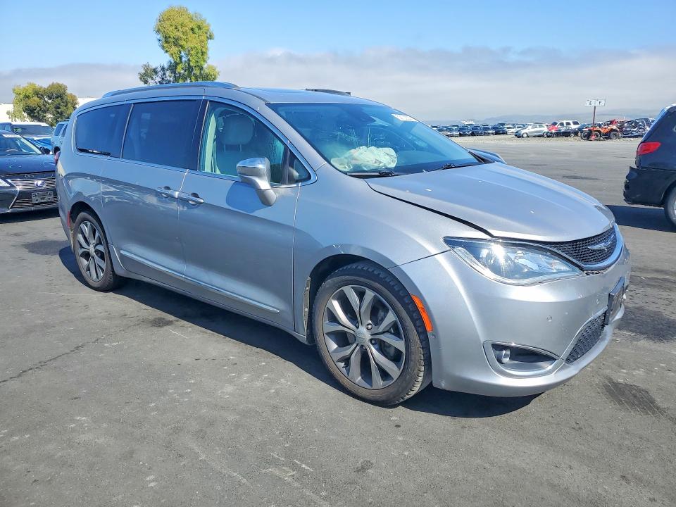 52100536 :رقم المزاد ، 2C4RC1GG6HR659144 vin ، 2017 Chrysler Pacifica مزاد بيع