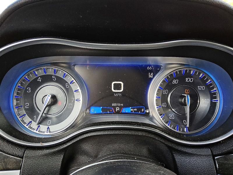 2019 Chrysler 300 მანქანა იყიდება აუქციონზე, vin: 2C3CCAKG2KH556673, აუქციონის ნომერი: 52331956