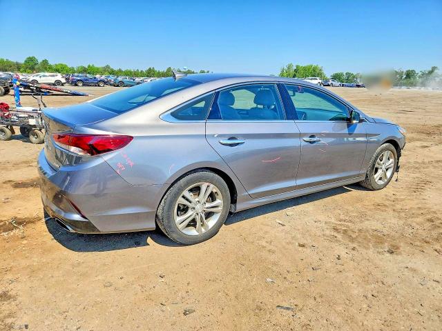 2018 Hyundai Sonata მანქანა იყიდება აუქციონზე, vin: 5NPE34AF5JH613985, აუქციონის ნომერი: 54263826