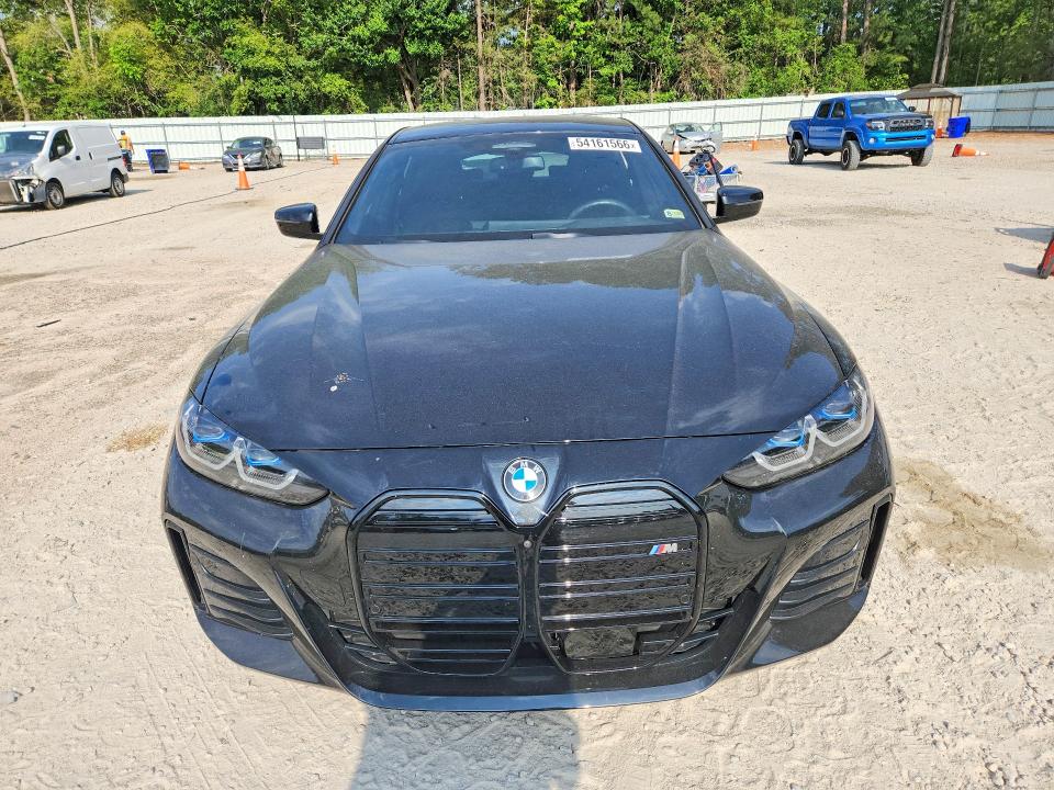 54161566 :رقم المزاد ، WBY73AW01NFN10167 vin ، 2022 Bmw I4 مزاد بيع