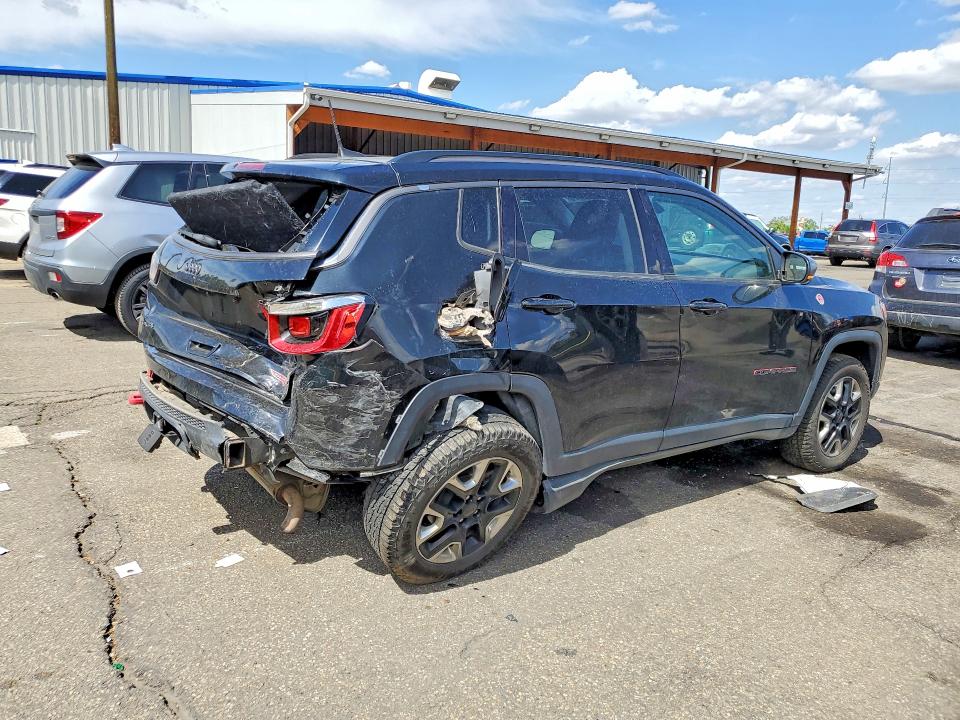 55194876 :رقم المزاد ، 3C4NJDDB8HT635410 vin ، 2017 Jeep Compass مزاد بيع