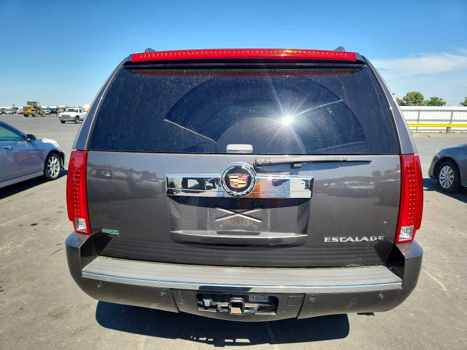54471086 :رقم المزاد ، 1GYUKBEF4AR238929 vin ، 2010 Cadillac Escalade مزاد بيع