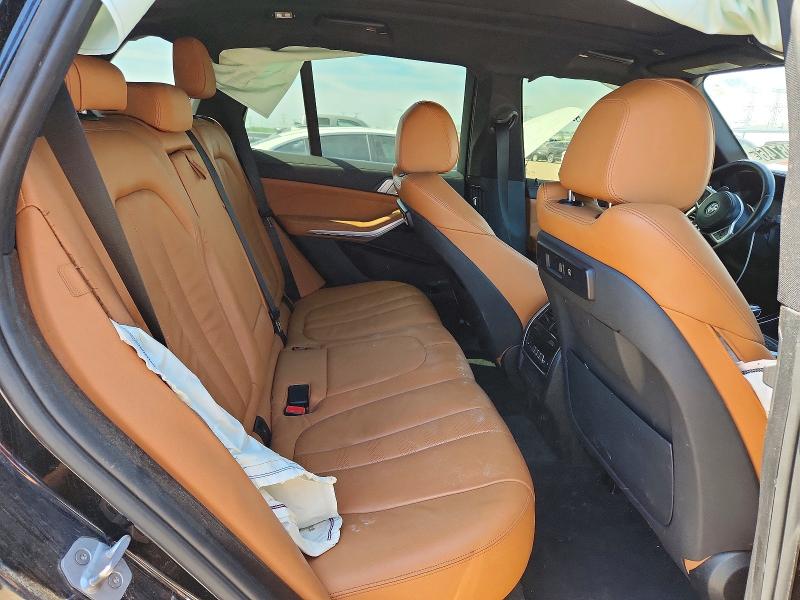 50128746 :رقم المزاد ، 5UXCR6C5XKLL10024 vin ، 2019 Bmw X5 مزاد بيع