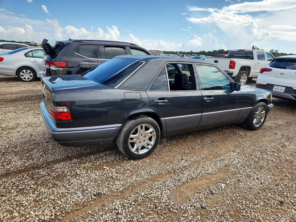 Aukcja sprzedaży 1994 Mercedes-benz E, vin: WDBEA32E5RC060685, numer aukcji: 54683246