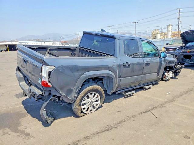 53828396 :رقم المزاد ، 3TYKD5HNXST018777 vin ، 2025 Toyota Tacoma مزاد بيع