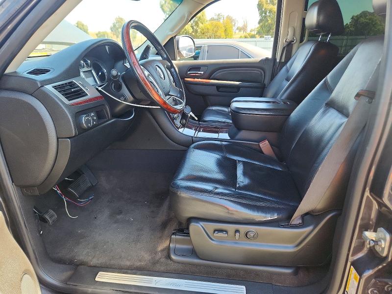 54471086 :رقم المزاد ، 1GYUKBEF4AR238929 vin ، 2010 Cadillac Escalade مزاد بيع