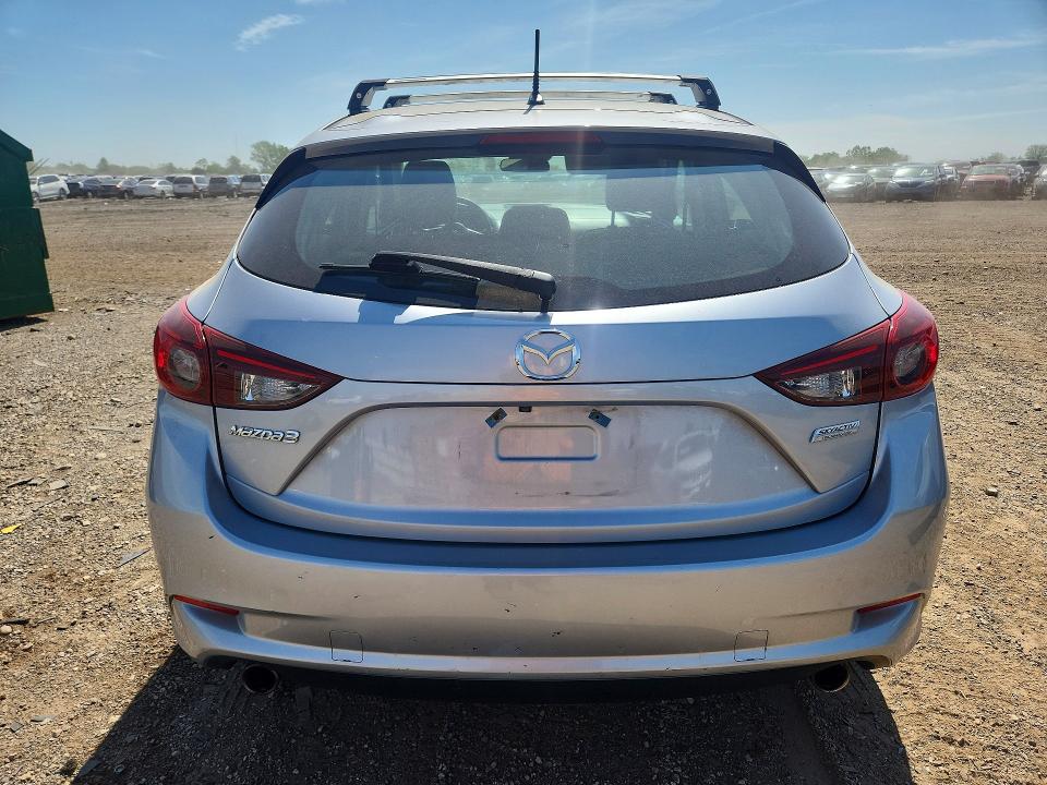55122206 :رقم المزاد ، 3MZBN1L35JM160358 vin ، 2018 Mazda 3 مزاد بيع