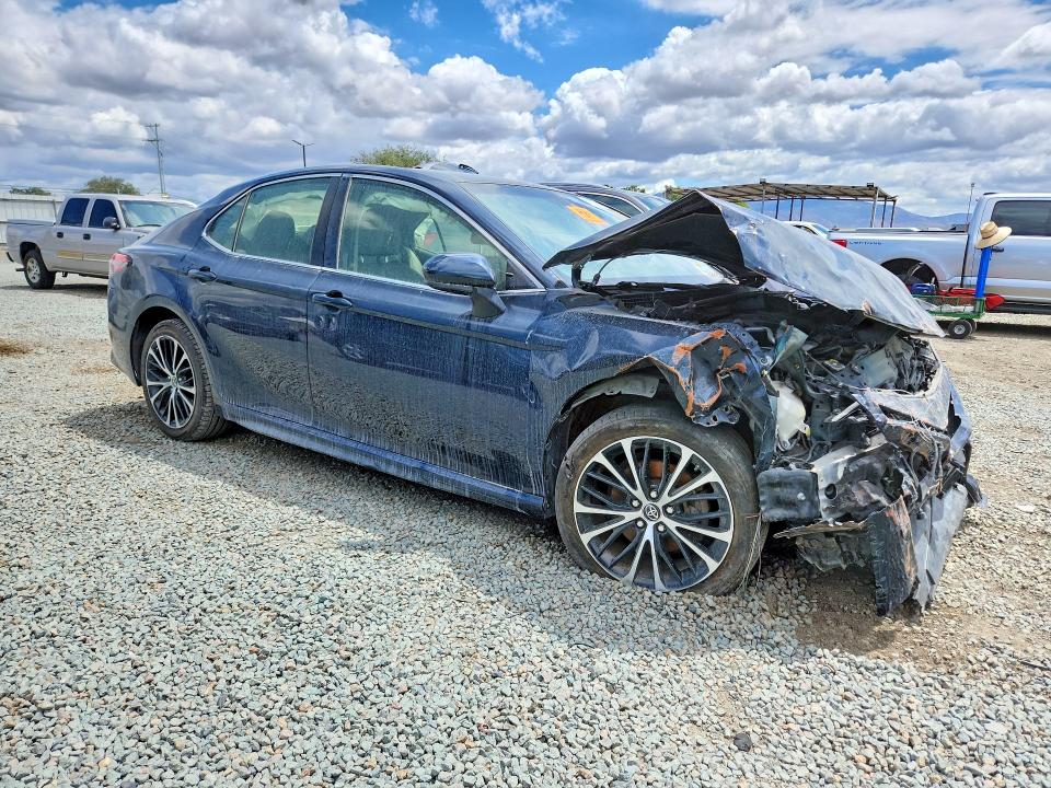 47287876 :رقم المزاد ، JTNB11HK4J3039302 vin ، 2018 Toyota Camry مزاد بيع